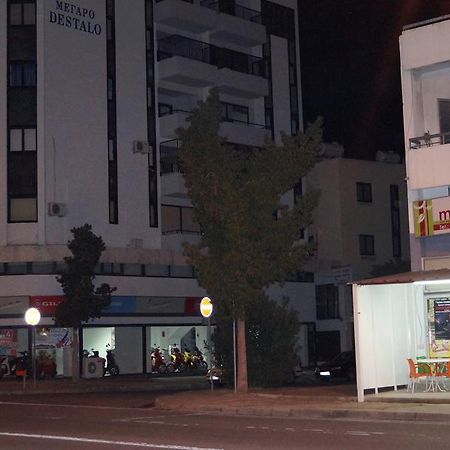 Destalo Court Larnaca Apartment Exterior photo